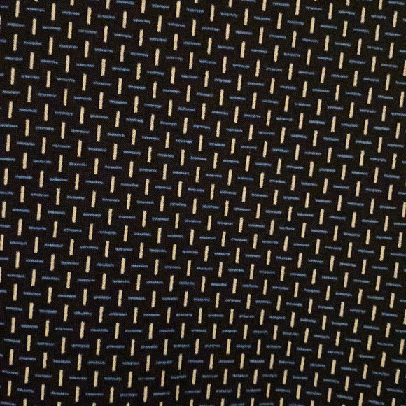 Banana Republic Navy, Blue and white Size XL long sleeve top. - Picture 5 of 5